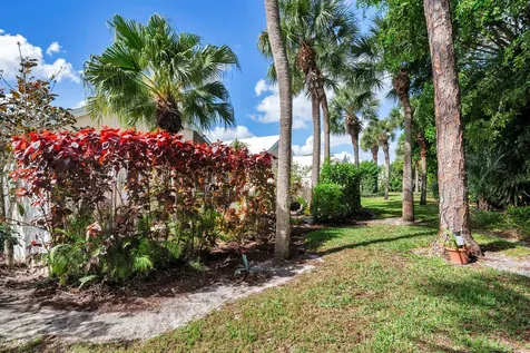 9213 Heathridge Drive West Palm Beach FL 33411
