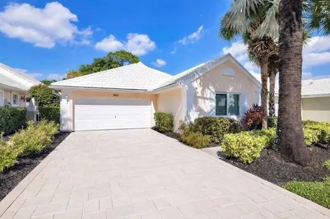 9213 Heathridge Drive West Palm Beach FL 33411