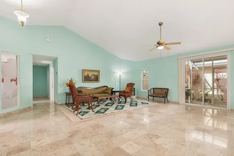 9213 Heathridge Drive West Palm Beach FL 33411