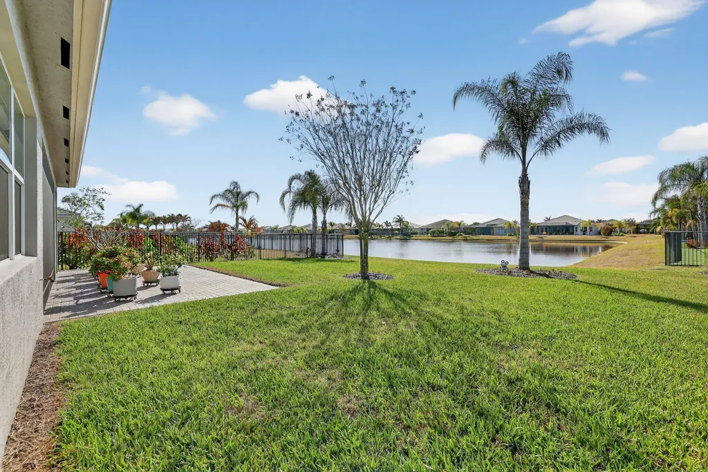 11790 SW Sailfish Isle Way Port St Lucie FL 34987