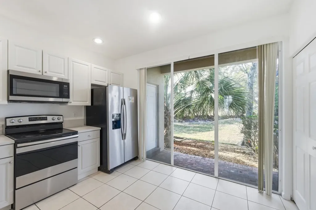 687 NW 42nd Avenue Plantation FL 33317
