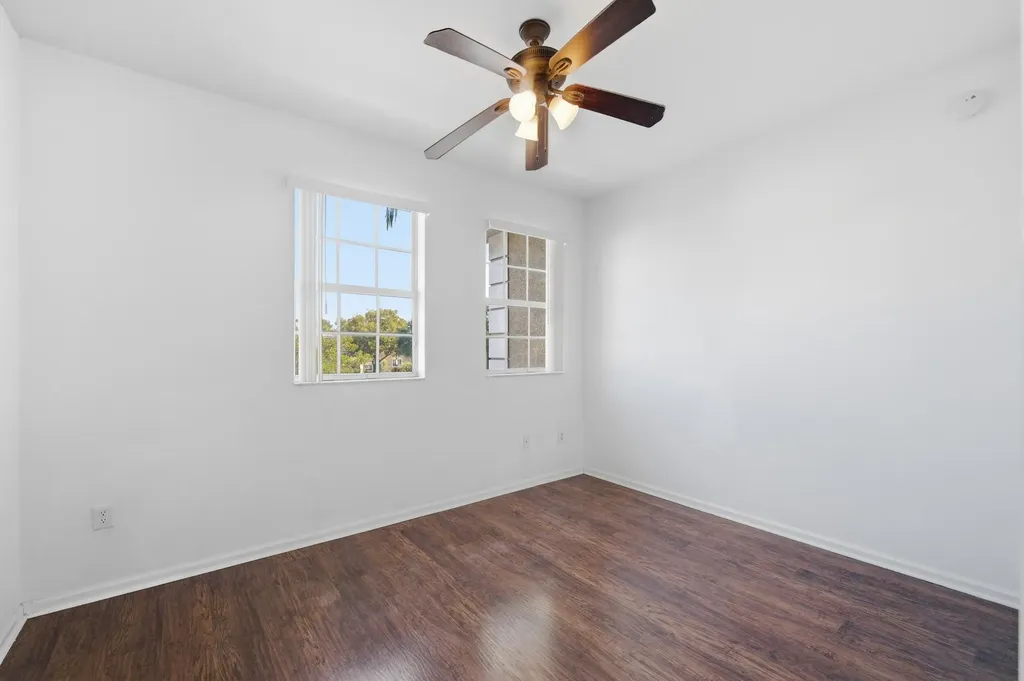 687 NW 42nd Avenue Plantation FL 33317