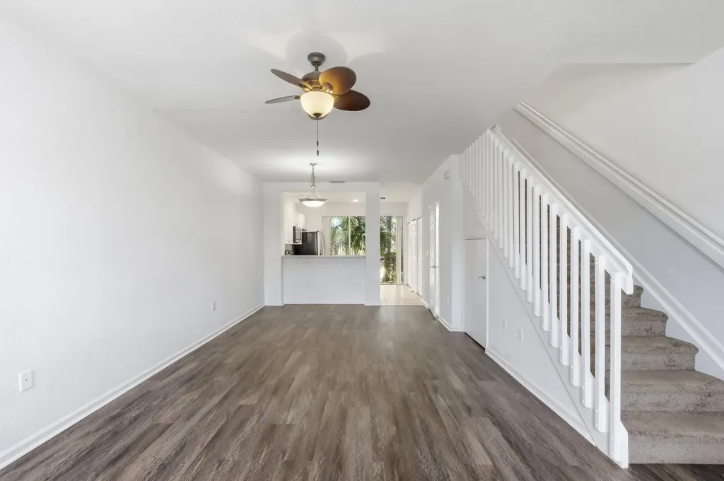 687 NW 42nd Avenue Plantation FL 33317