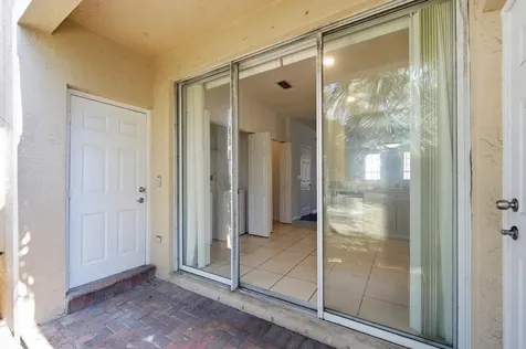 687 NW 42nd Avenue Plantation FL 33317