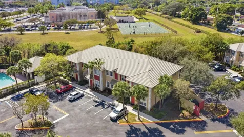 687 NW 42nd Avenue Plantation FL 33317