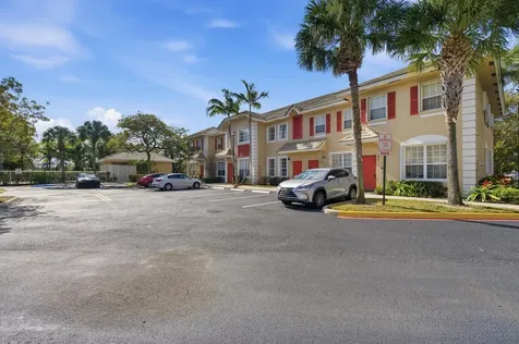 687 NW 42nd Avenue Plantation FL 33317