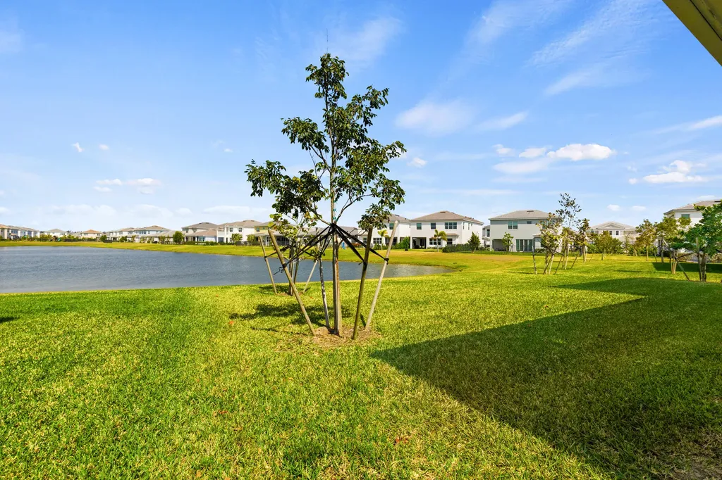 5338 Liberty Lane Westlake FL 33470