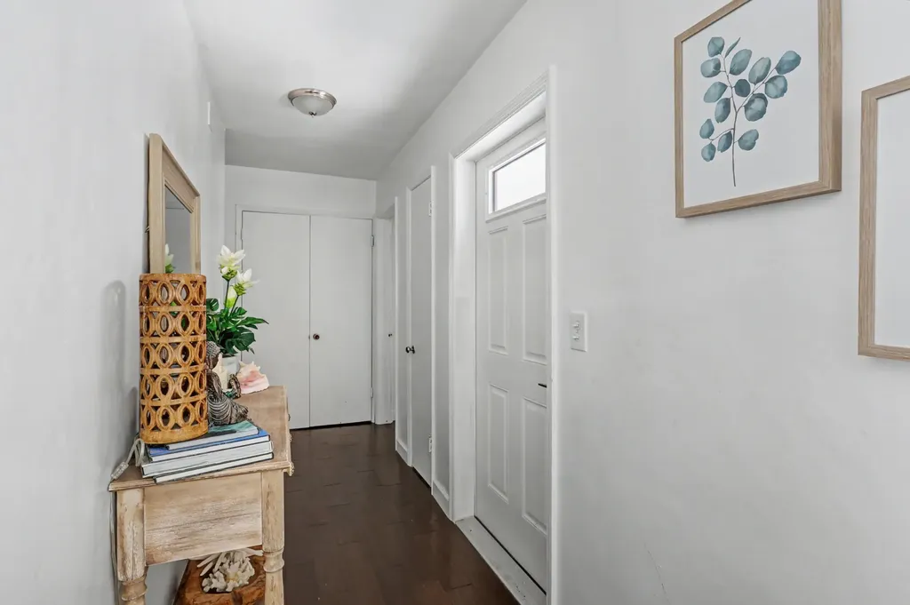 355 NE 23rd Way Boca Raton FL 33431