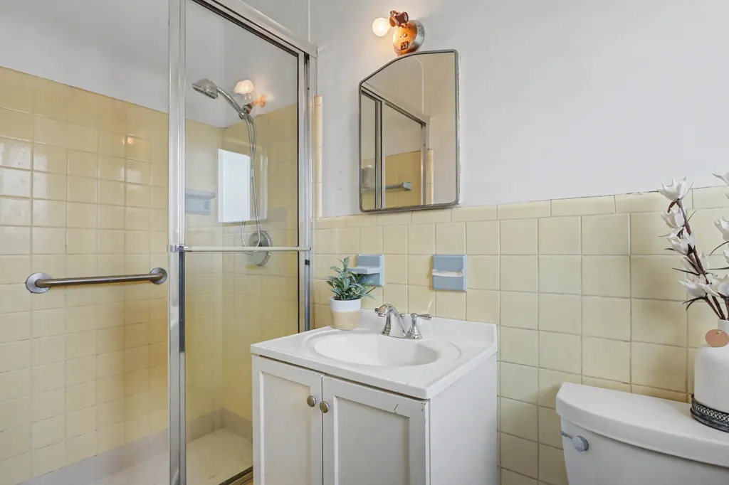 355 NE 23rd Way Boca Raton FL 33431