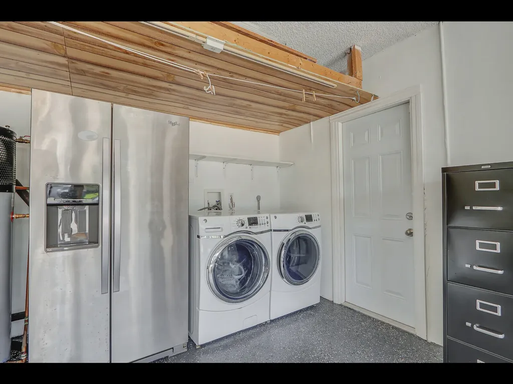 609 Oak Terrace Jupiter FL 33458