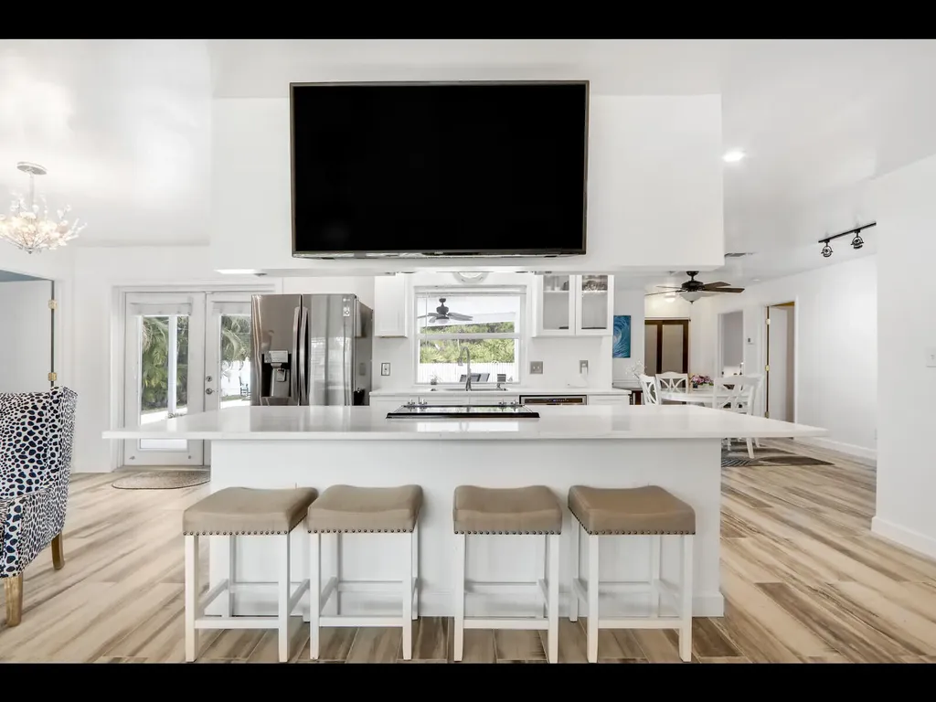609 Oak Terrace Jupiter FL 33458