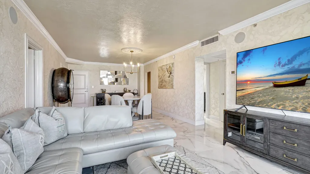 3000 S Ocean Drive Hollywood FL 33019
