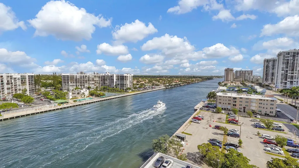 3000 S Ocean Drive Hollywood FL 33019