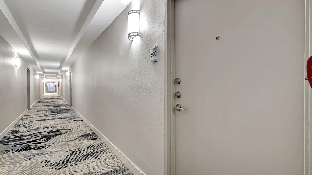 3000 S Ocean Drive Hollywood FL 33019