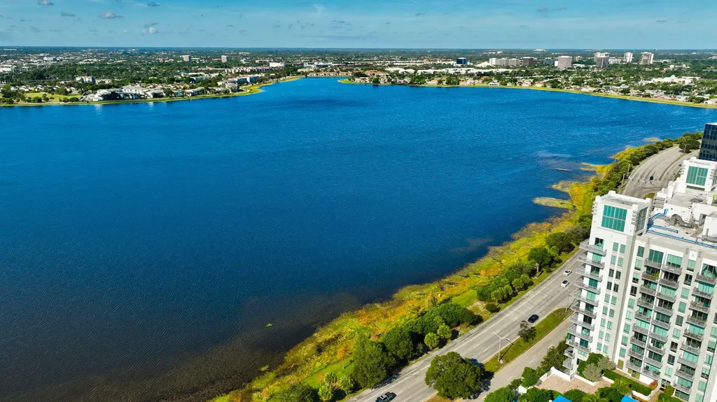 300 S Australian Avenue West Palm Beach FL 33401