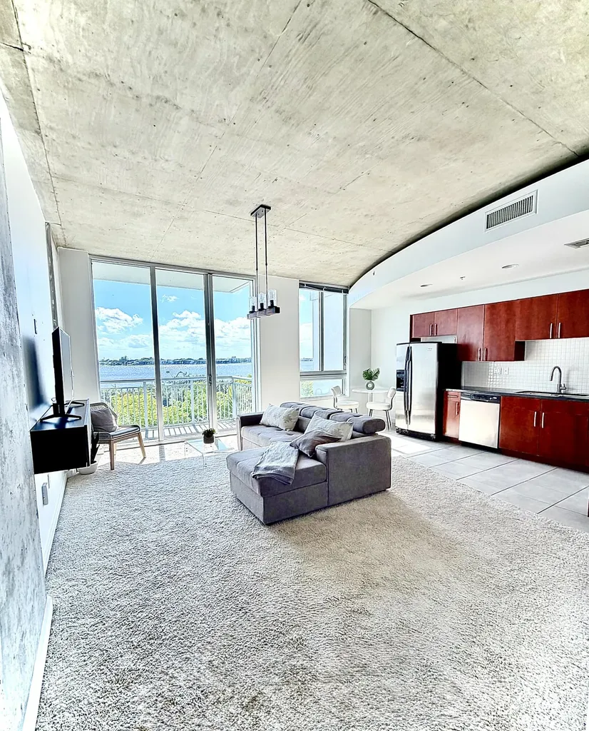 300 S Australian Avenue West Palm Beach FL 33401