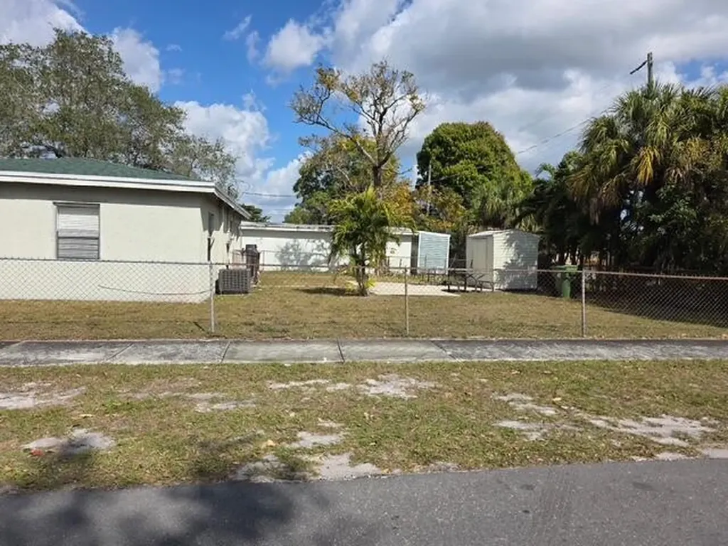 400 NW 18th Avenue Fort Lauderdale FL 33311