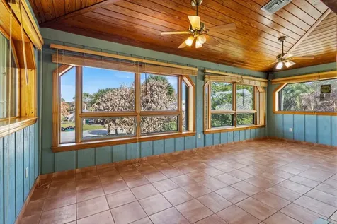2321 Atlantic Beach Boulevard Hutchinson Island FL 34949