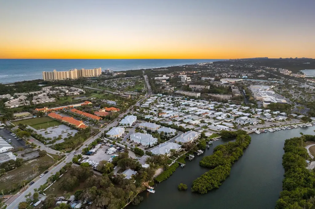 300 Ocean Trail Way Jupiter FL 33477