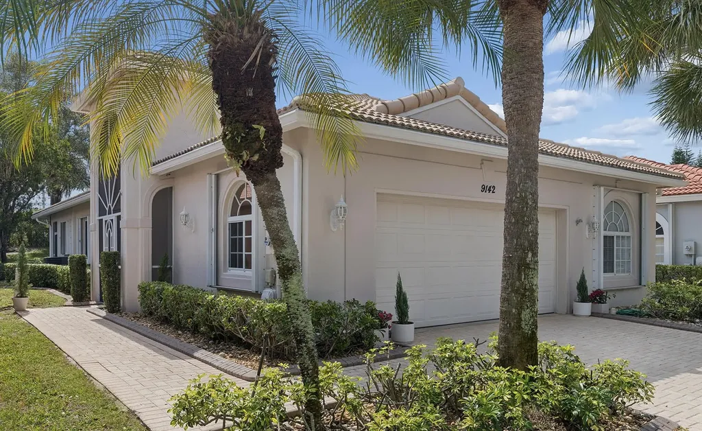 9142 Bay Point Circle West Palm Beach FL 33411