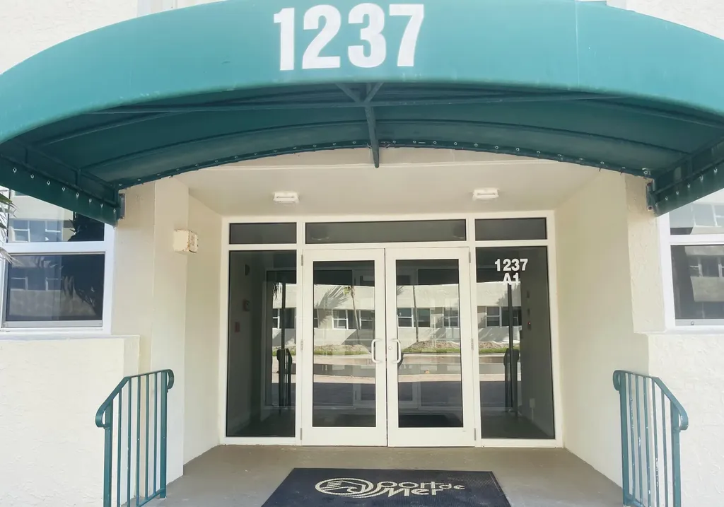1237 Hillsboro Mile Hillsboro Beach FL 33062