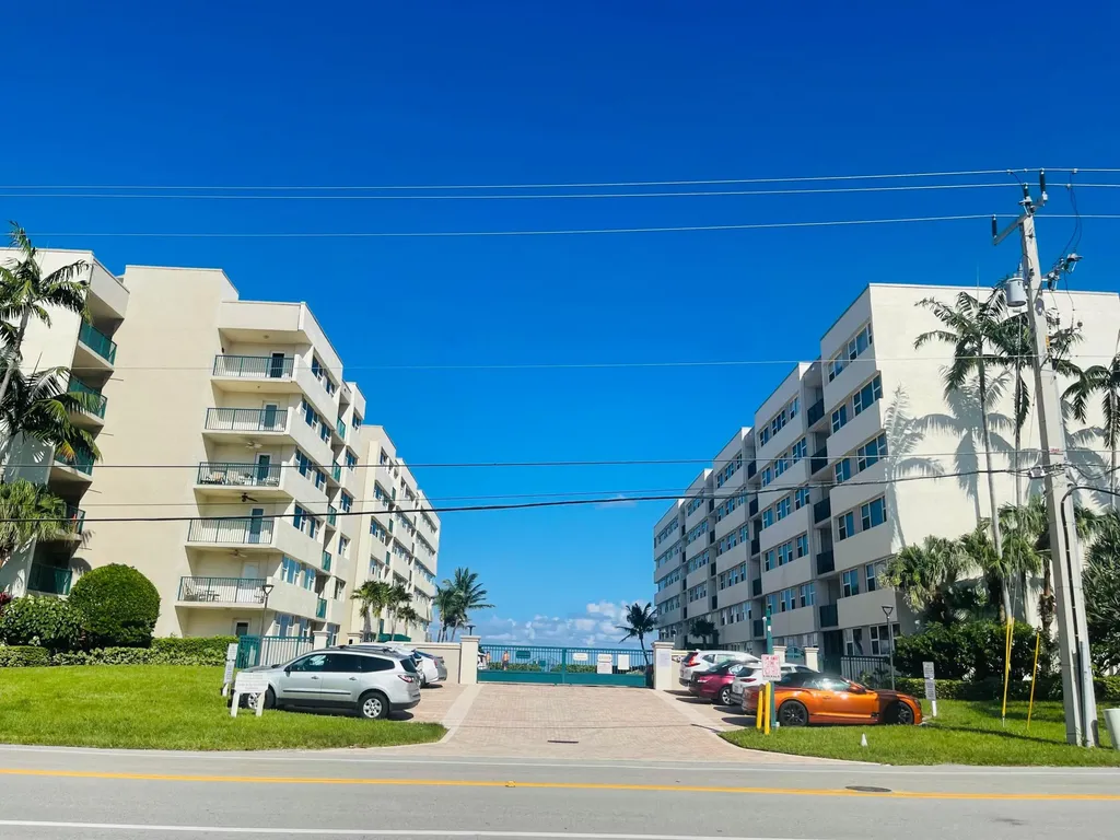 1237 Hillsboro Mile Hillsboro Beach FL 33062