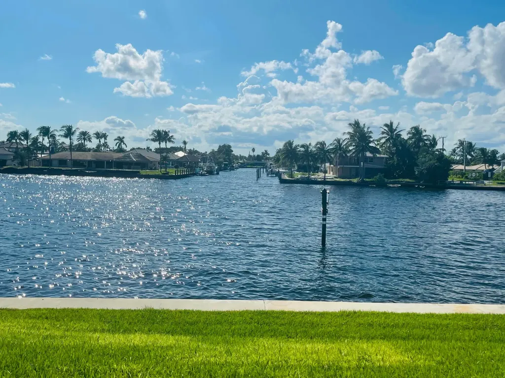 1237 Hillsboro Mile Hillsboro Beach FL 33062