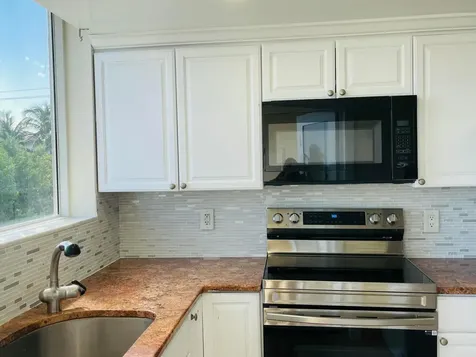 1237 Hillsboro Mile Hillsboro Beach FL 33062