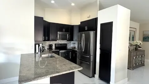 4274 NW 1st Place Deerfield Beach FL 33442