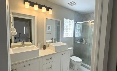 4274 NW 1st Place Deerfield Beach FL 33442