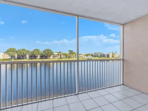 7292 S Devon Drive Tamarac FL 33321
