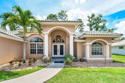 146 Fernwood Crescent Royal Palm Beach FL 33411