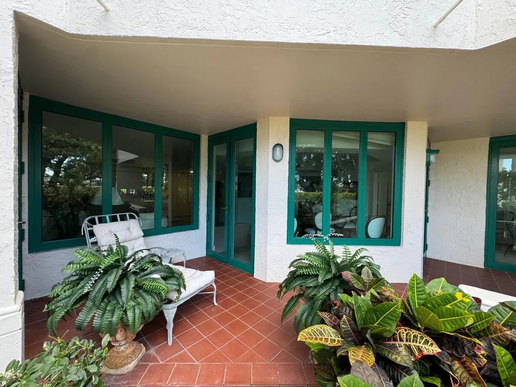 100 SE 5th Avenue Boca Raton FL 33432