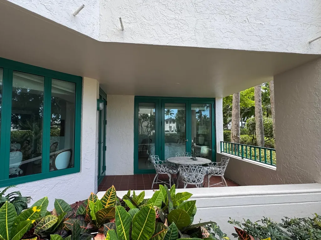 100 SE 5th Avenue Boca Raton FL 33432