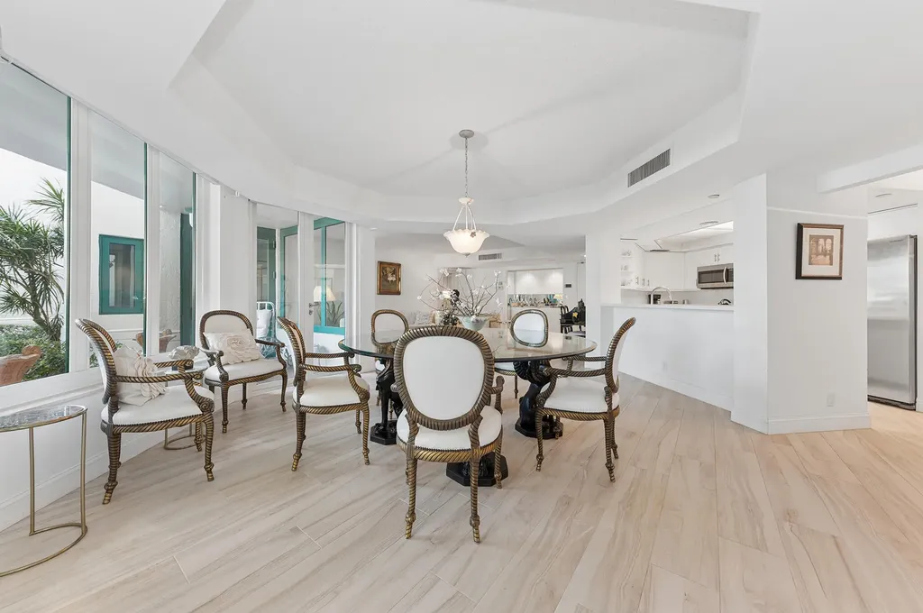 100 SE 5th Avenue Boca Raton FL 33432