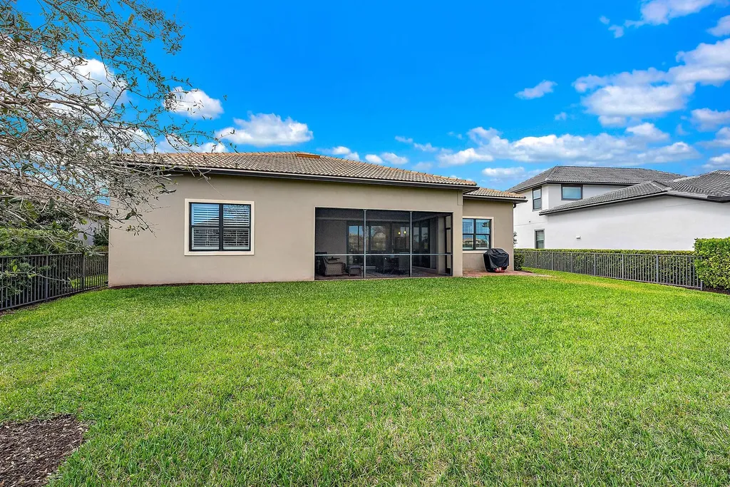 214 Blanca Isle Lane Jupiter FL 33478