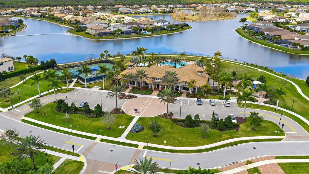 214 Blanca Isle Lane Jupiter FL 33478