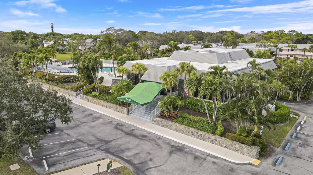 18081 SE Country Club Drive Jupiter FL 33469