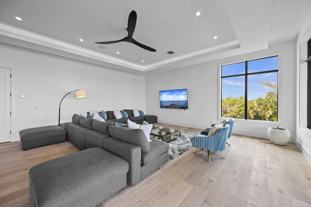 736 Lagoon Drive North Palm Beach FL 33408