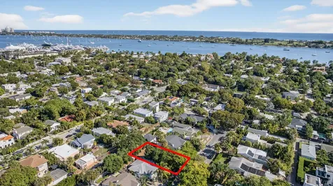 427 32nd Street West Palm Beach FL 33407