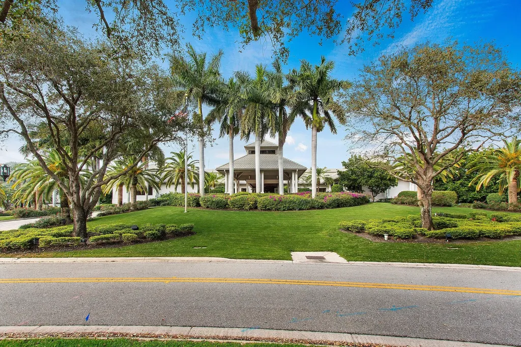 21359 Harrow Court Boca Raton FL 33433
