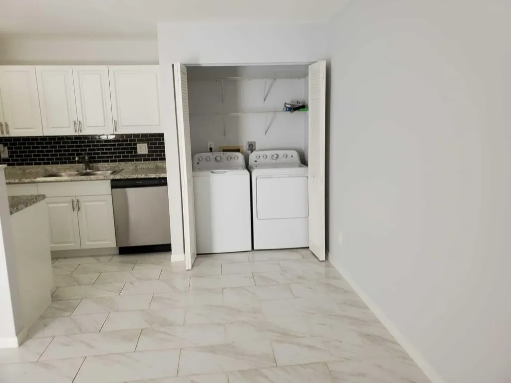 637 Executive Center Drive West Palm Beach FL 33401