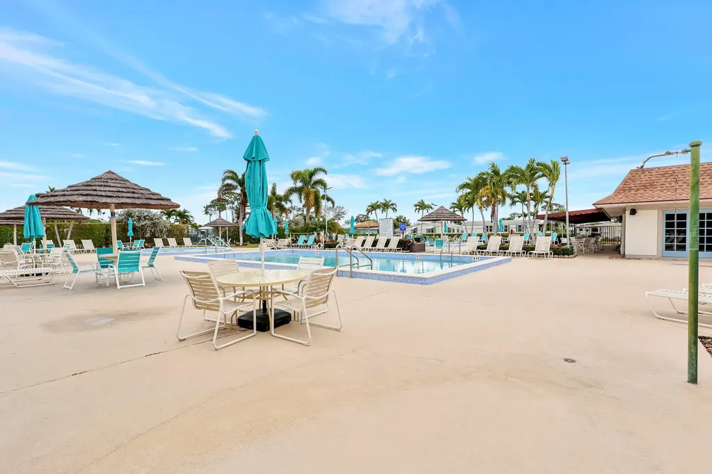 53002 Del Rio Bay Boynton Beach FL 33436