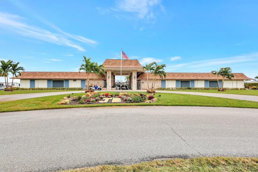 53002 Del Rio Bay Boynton Beach FL 33436