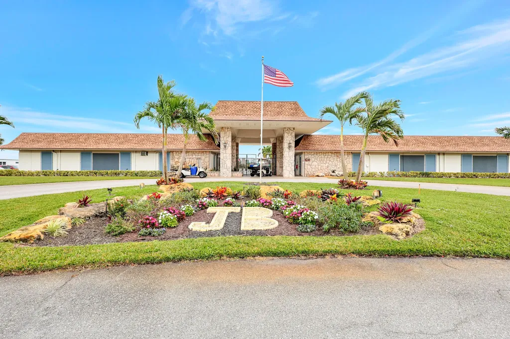 53002 Del Rio Bay Boynton Beach FL 33436