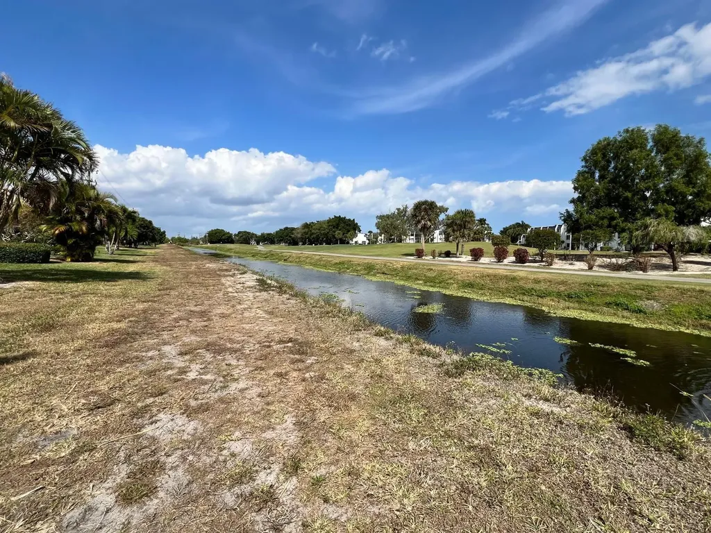 4682 Lucerne Lakes Boulevard Lake Worth FL 33467