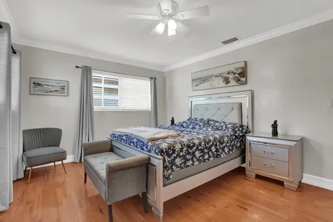 733 SE 10th Avenue Deerfield Beach FL 33441