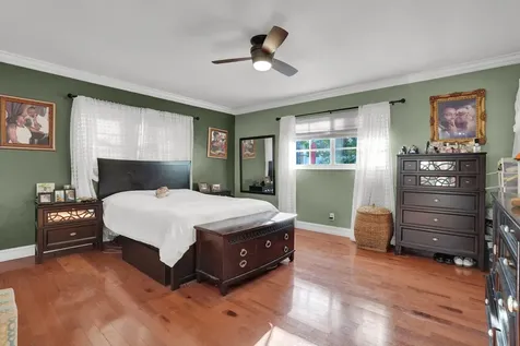 733 SE 10th Avenue Deerfield Beach FL 33441