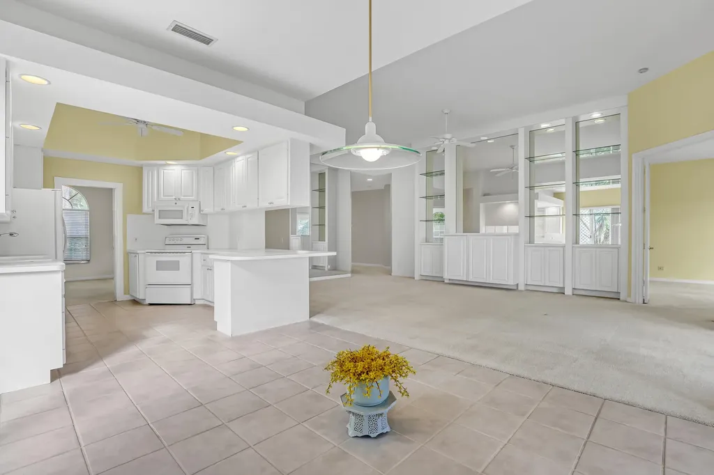 2580 Kittbuck Way West Palm Beach FL 33411