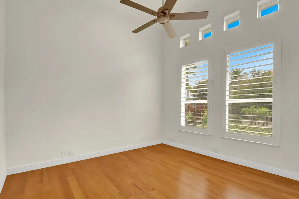 10 Martinique Cove Palm Beach Gardens FL 33418